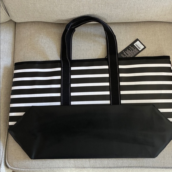 Scout La Bumba Fleetwood Black Stripe Tote NWT - Picture 4 of 5